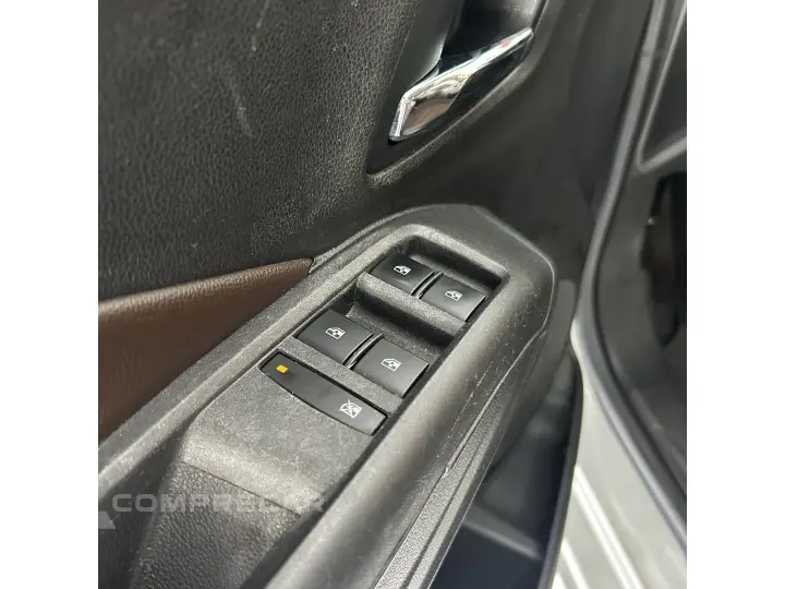 COBALT 1.8 MPFI LTZ 8V FLEX 4P AUTOMÁTICO