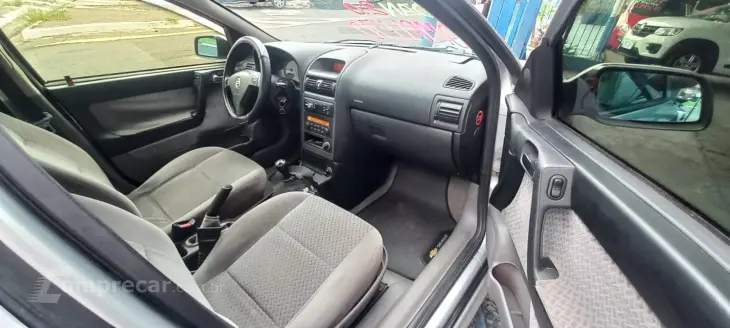 ASTRA 2.0 SFI CD Sedan 16V