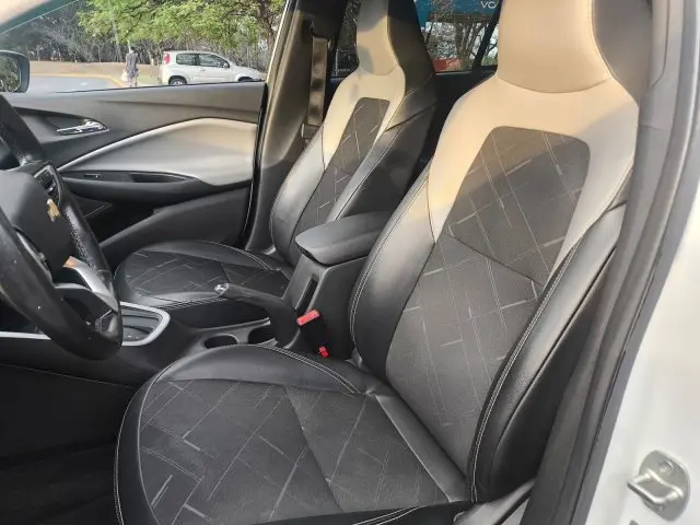 ONIX - 1.0 TURBO PREMIER AUTOMÁTICO