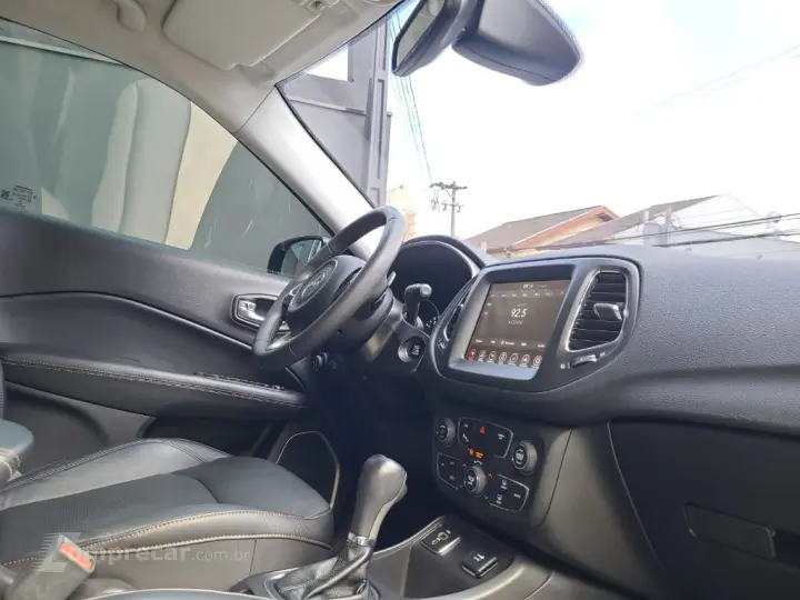 COMPASS LONGITUDE 2.0 4x2 Flex 16V Aut.