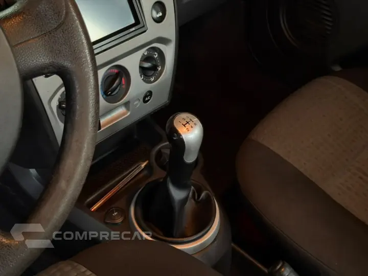 FIESTA 1.6 ROCAM SEDAN 8V FLEX 4P MANUAL