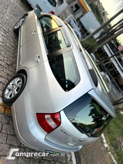 LIVINA GRAND SL 1.8 16V Flex Fuel Aut.