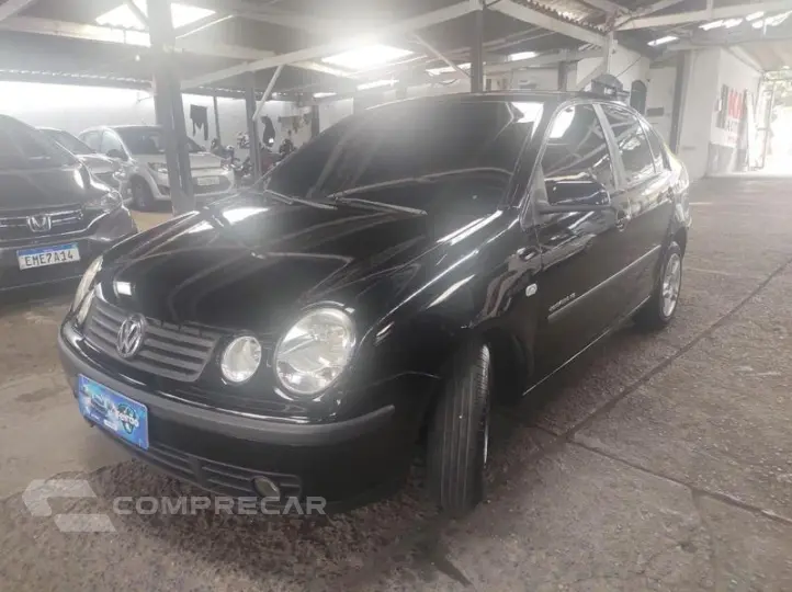 POLO SEDAN 1.6