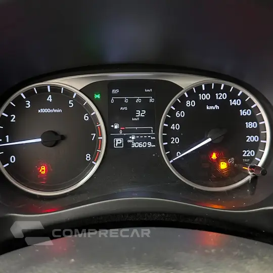 KICKS Sense 1.6 16V Flex Aut.