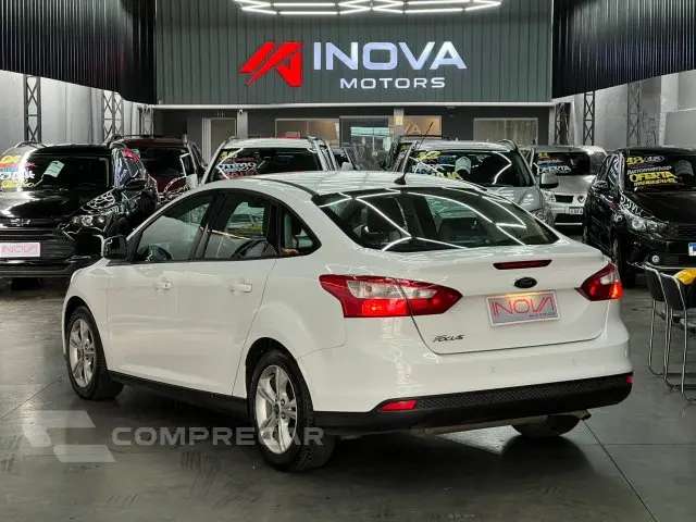 FOCUS SEDAN - 1.6 SE 16V 4P MANUAL