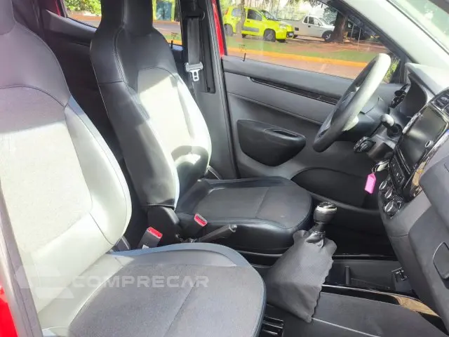 KWID - 1.0 12V SCE INTENSE MANUAL