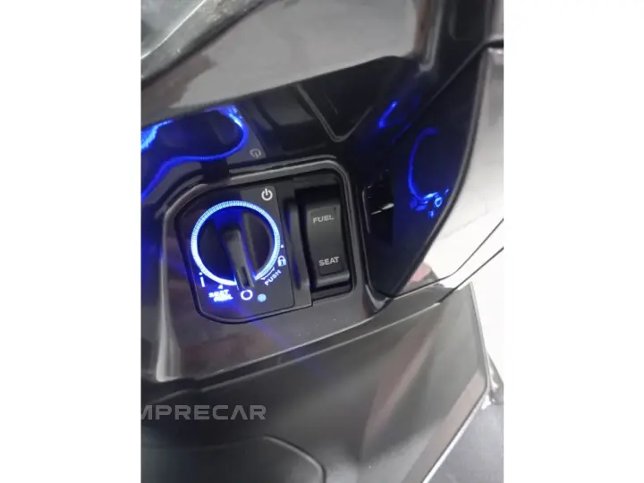 PCX 160 DLX ABS