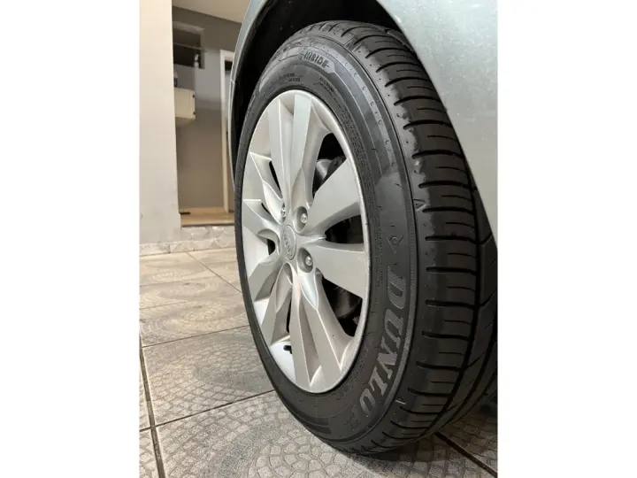 CERATO 1.6 E.213 SEDAN 16V GASOLINA 4P MANUAL