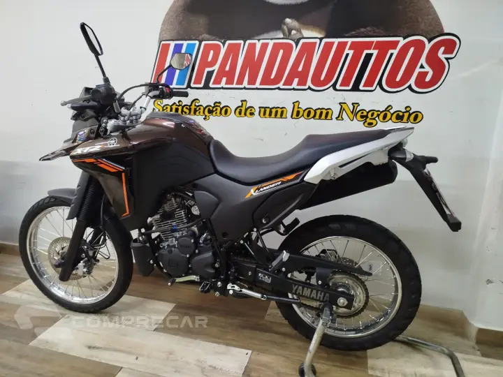XTZ 250 LANDER CONNECT