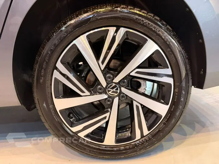 Virtus 1.0 200 Tsi Highline Automático