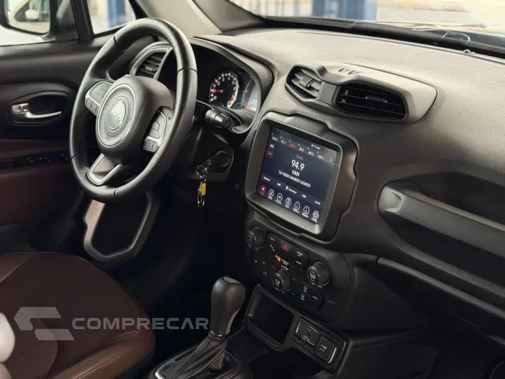 Renegade Longitude 1.8 4x2 Flex 16V Aut.