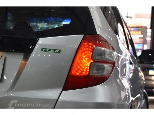 FIT - 1.4 LX 16V 4P MANUAL