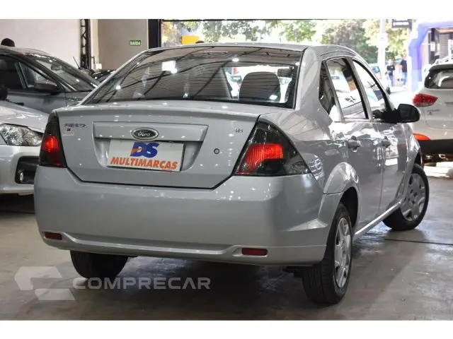 FIESTA SEDAN - 1.6 ROCAM SEDAN 8V 4P MANUAL