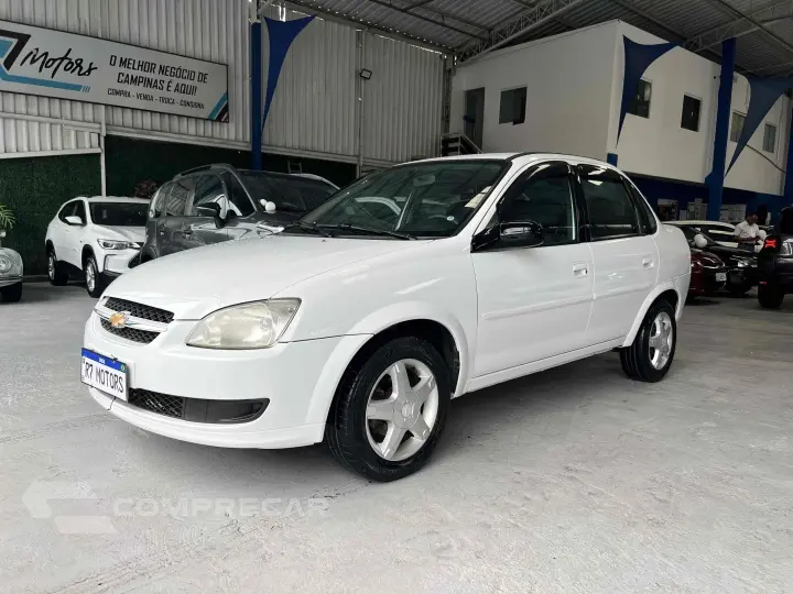 CLASSIC 1.0 MPFI LS 8V FLEX 4P MANUAL