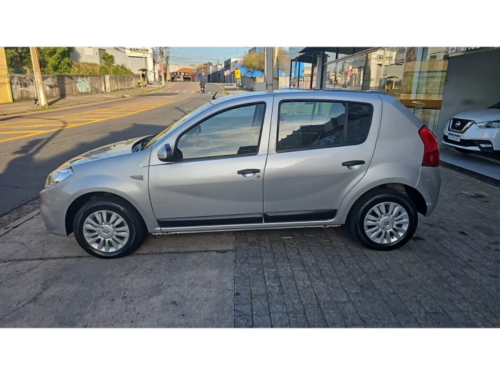 SANDERO 1.6 EXPRESSION 8V FLEX 4P MANUAL