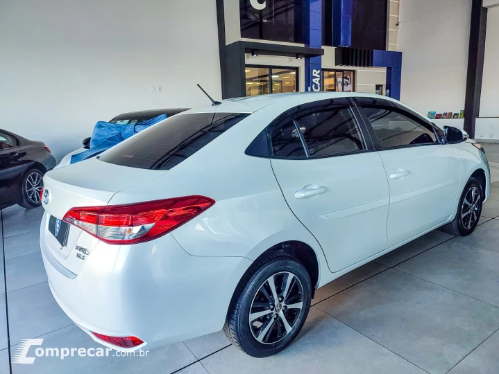 YARIS 1.5 16V Sedan XLS Connect