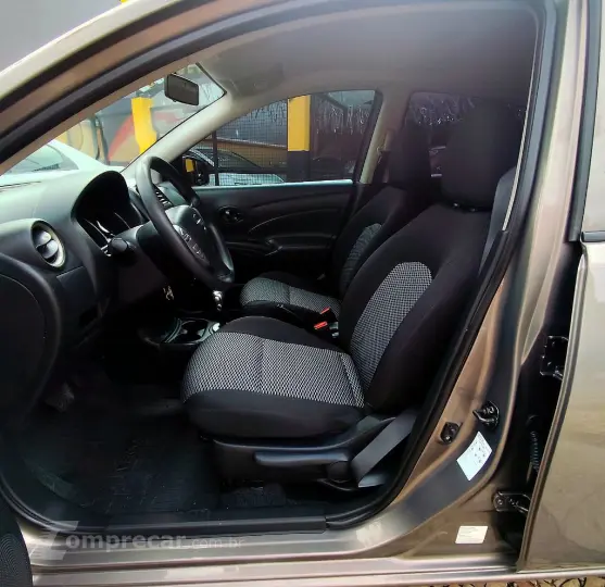 VERSA V-DRIVE Esp.Ed. 1.6 16v Flex Aut.