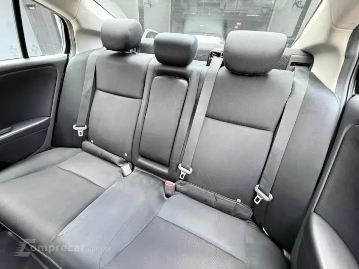 CITY 1.5 LX Sedan 16V