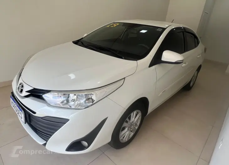 YARIS 1.5 16V Sedan XL