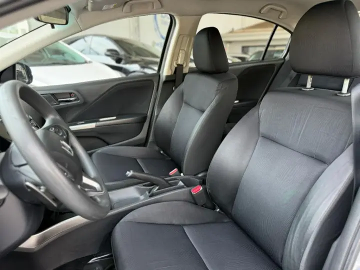 CITY Sedan EX 1.5 Flex 16V 4p Aut.