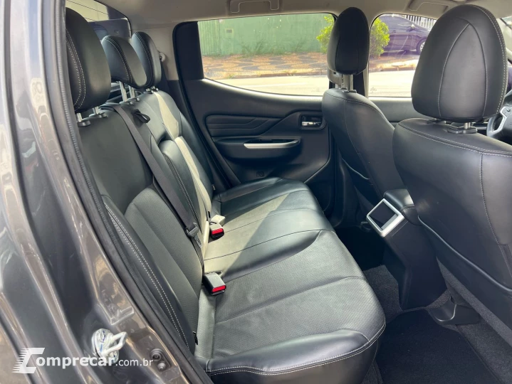 L200 TRITON 2.4 16V Turbo Sport Hpe-s CD 4X4