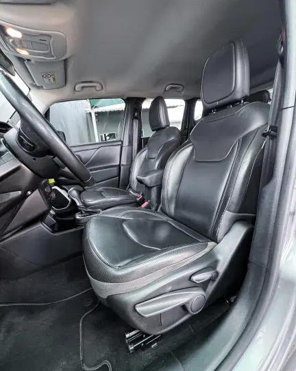 RENEGADE 1.8 16V Longitude