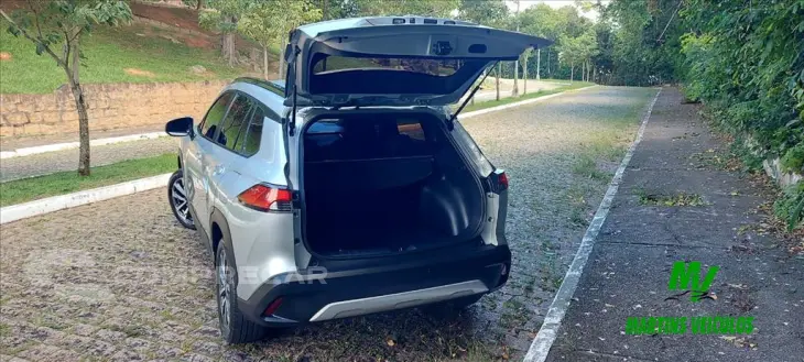 COROLLA CROSS 2.0 VVT-IE FLEX XRE DIRECT SHIFT