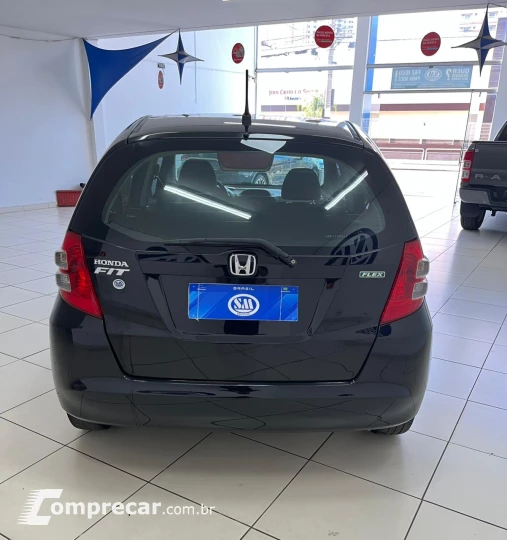 Fit 1.4 16V 4P LX FLEX