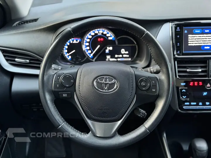 Yaris 1.5 16V Flex Sedan Xls Connect Multidrive