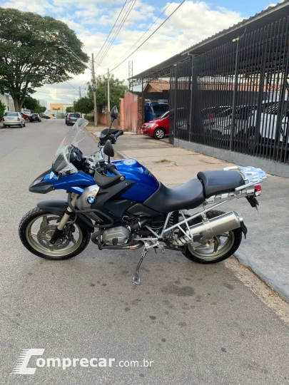 GS1200