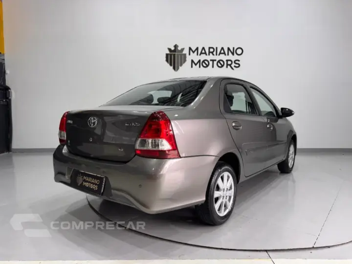 ETIOS 1.5 X PLUS SEDAN 16V FLEX 4P AUTOMÁTICO