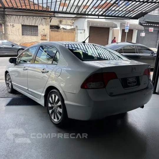 Civic Sed. LXL/LXL SE 1.8 Flex 16V Mec.