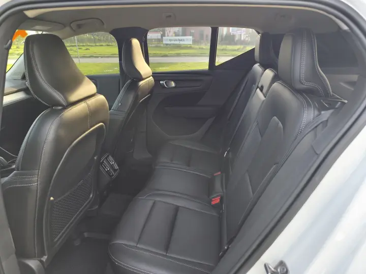 XC 40 2.0 T5 GASOLINA MOMENTUM AWD GEARTRONIC