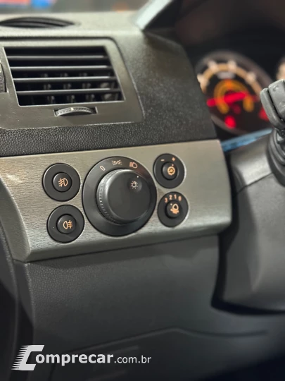 VECTRA 2.0 MPFI ELITE 8V FLEX 4P AUTOMÁTICO