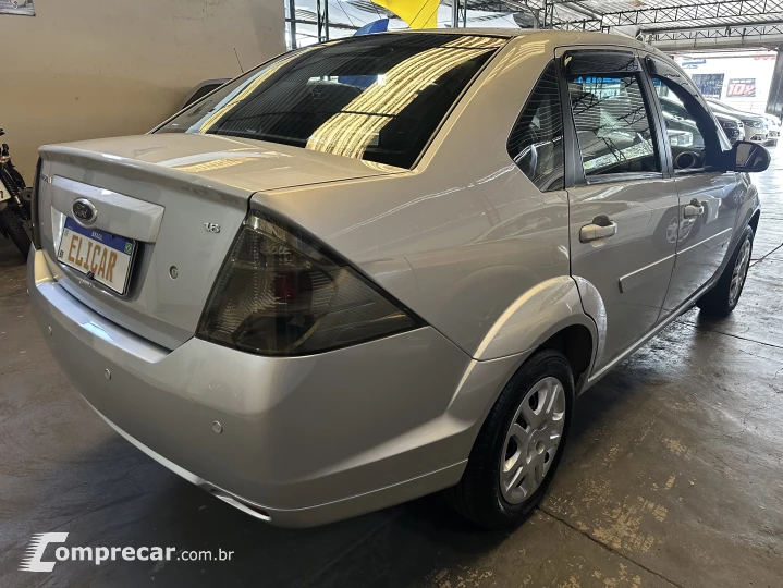FIESTA 1.6 MPI Class Sedan 8V