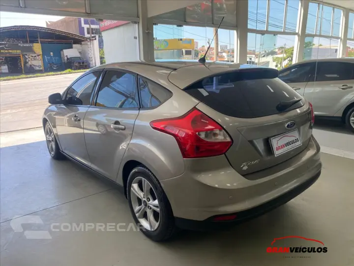 FOCUS 1.6 S 16V FLEX 4P POWERSHIFT
