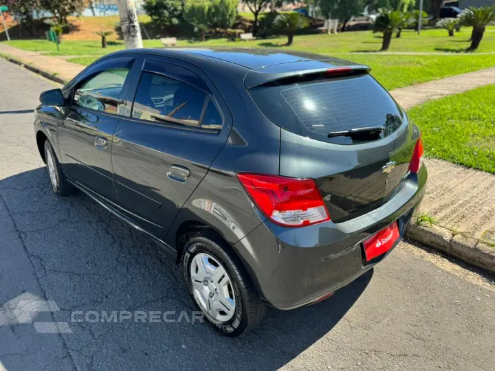 Onix 1.0 LT Flex