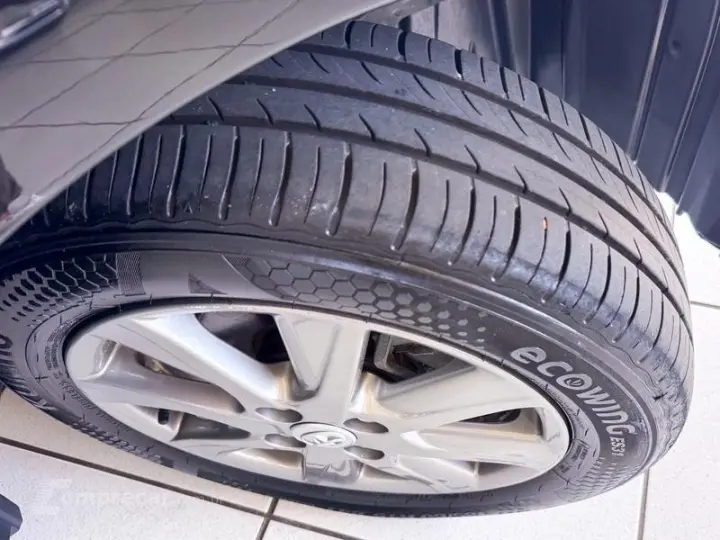 ETIOS HATCH X PLUS 15 MT