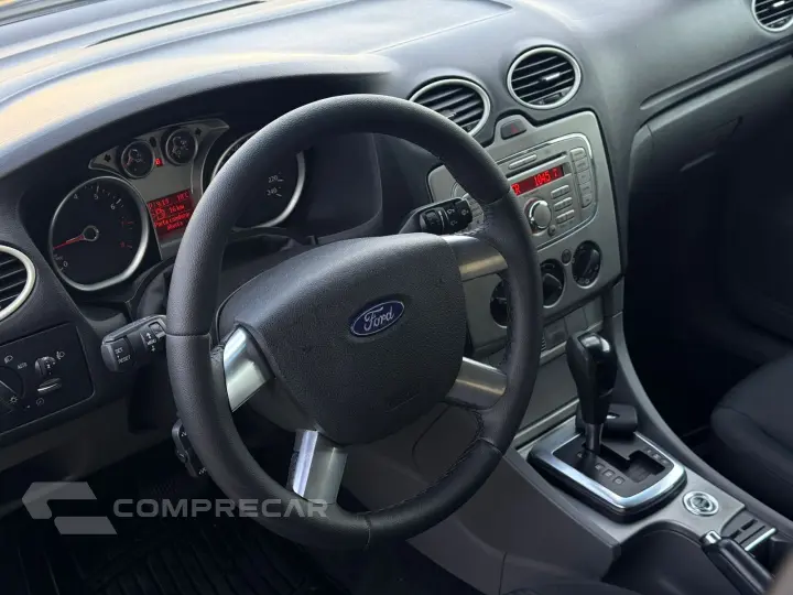 FOCUS 2.0 GLX Sedan 16V