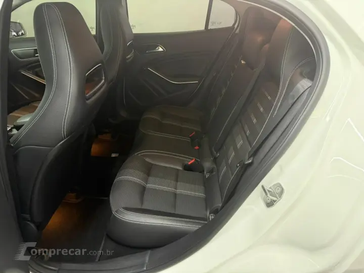 GLA 200 Advance 1.6/1.6 TB 16V Flex Aut.