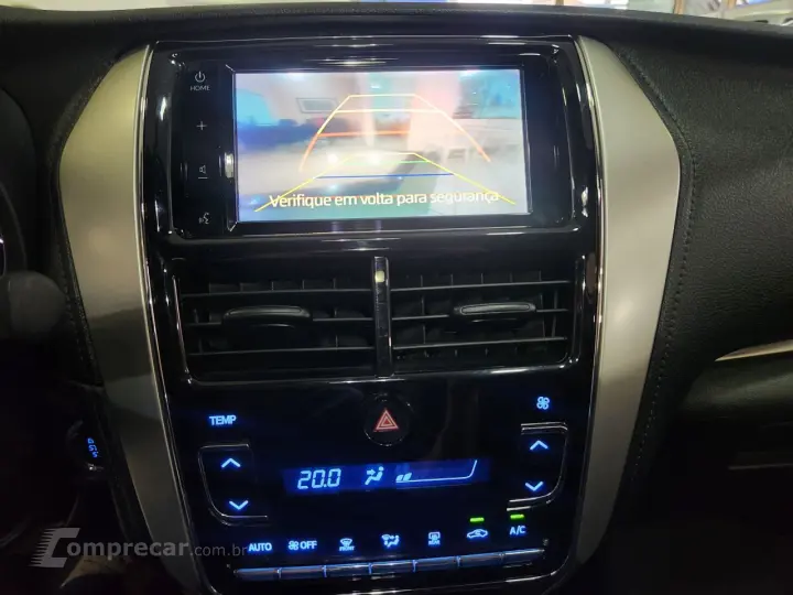 Yaris Sedan 1.5 16V 4P FLEX PLUS MULTIDRIVE AUTOMÁTICO CVT