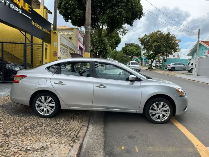 Sentra SL 2.0/ 2.0 Flex Fuel 16V Aut.