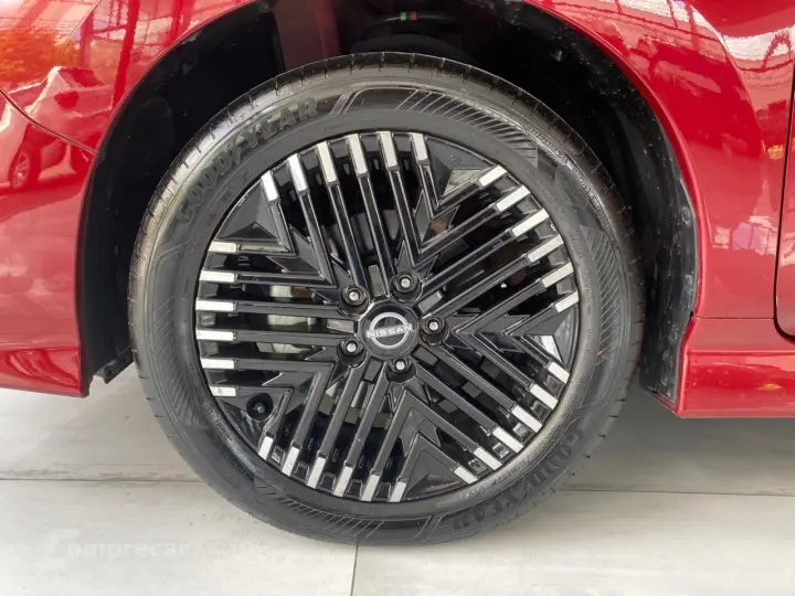 LEAF Aut. (Elétrico)