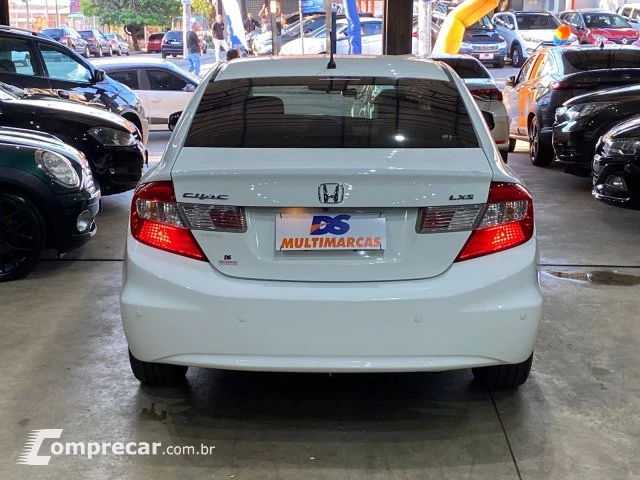 CIVIC - 1.8 LXS 16V 4P AUTOMÁTICO