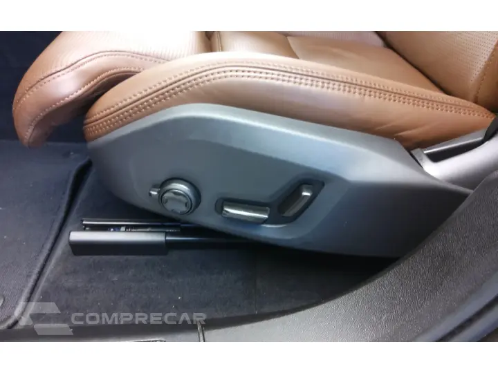 XC60 2.0 T8 RECHARGE ULTIMATE AWD GEARTRONIC