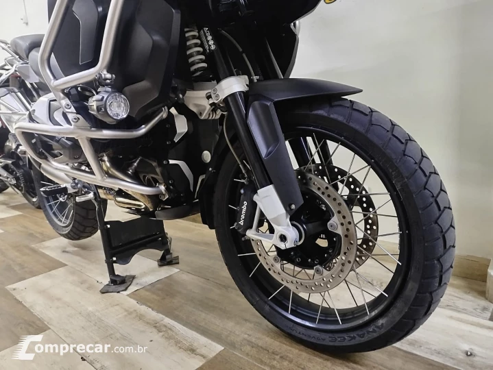 BMW R1250 GS TRIPLE BLACK ADVENTURE OPTION