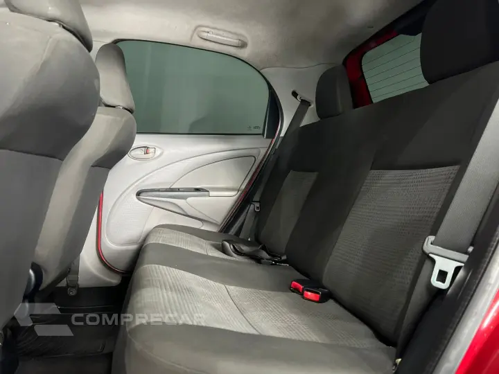 ETIOS 1.3 XS 16V FLEX 4P MANUAL