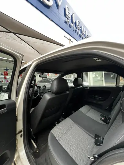 Gol TRACK 1.0 Mi Total Flex 8V 4p