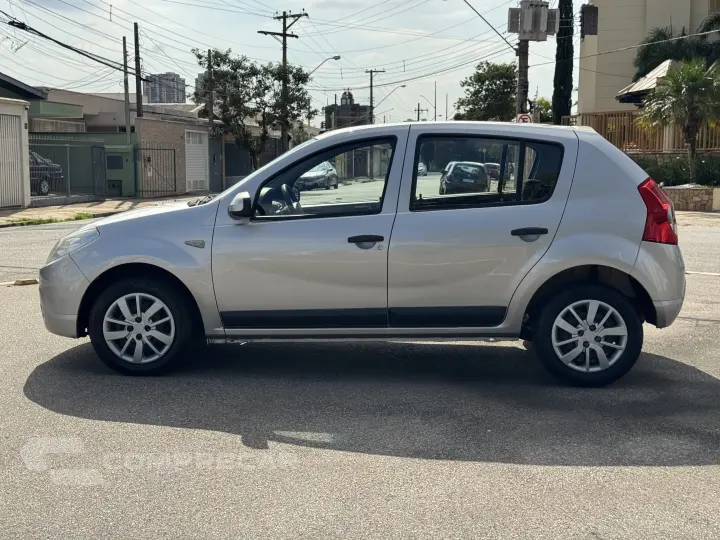 SANDERO 1.6 Expression 8V Hi-torque