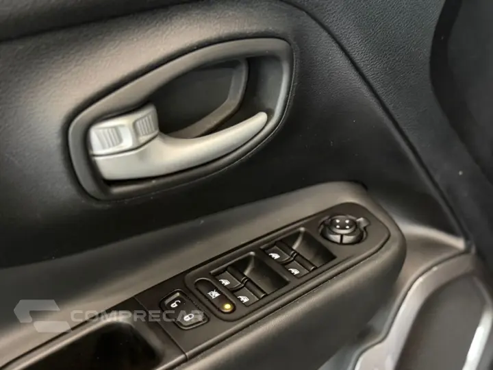 RENEGADE 1.3 T270 TURBO FLEX LONGITUDE AT6